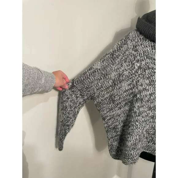 Wooden Ships Mohair and Wool Blend‎ Gray Funnel Neck Cozy Sweater - Picture 3 of 10